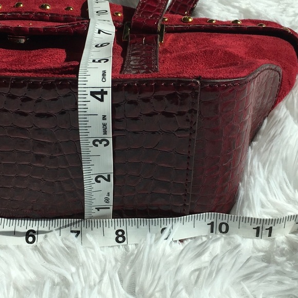 Beautiful Deborah Lewis Studio Holiday Ready, Elegant Studded Show Stopper - Picture 14 of 15